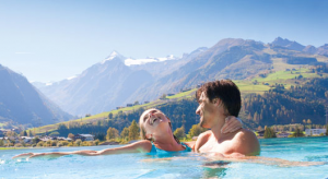 Gläseren Pool © Hotel Tauern Spa Kaprun ****S 